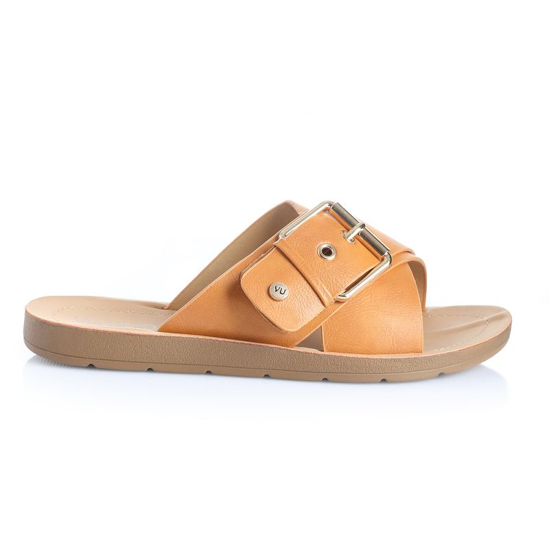 22601644-camel-01