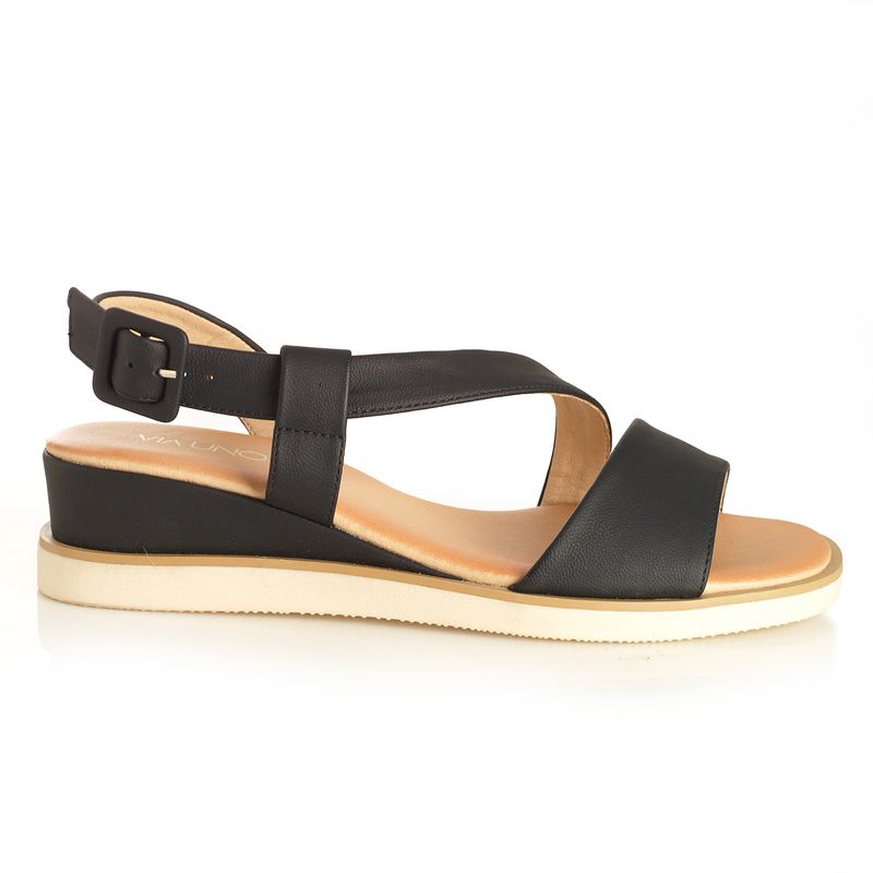 22641609-negro-01