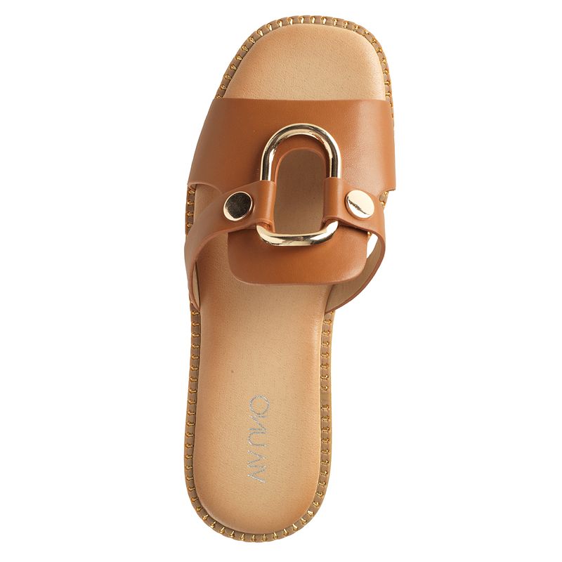 22601633-camel-03