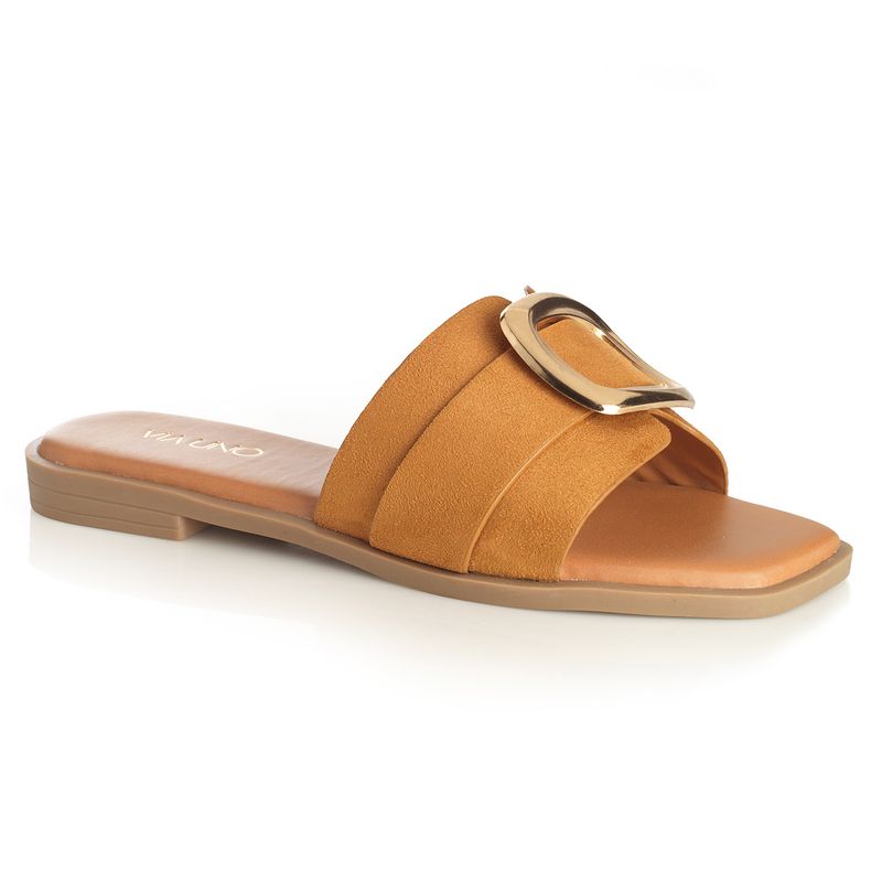 22601629-camel-04