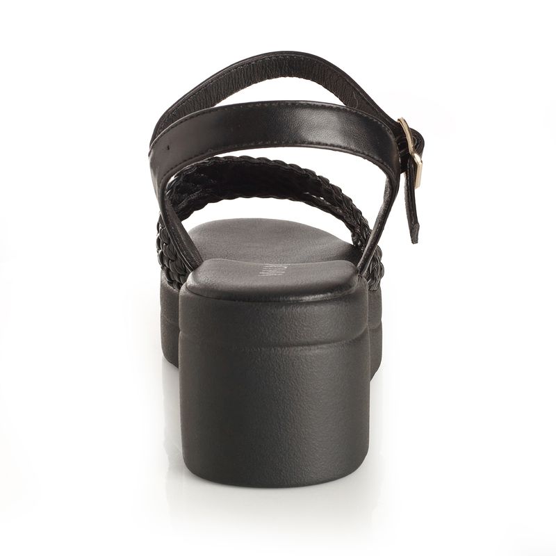 22642609-negro-02
