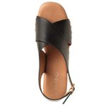 22633620-negro-03