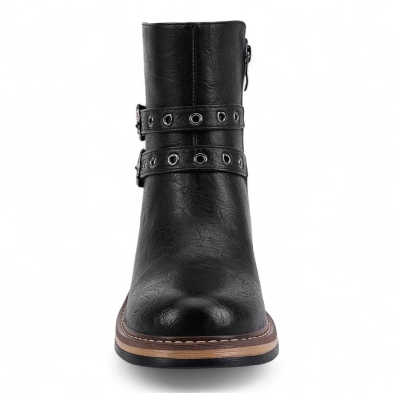 12631410-negro-03